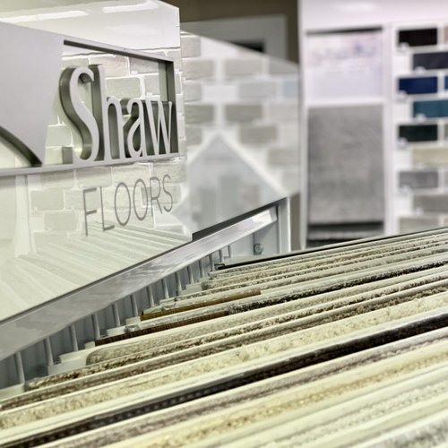 Midway-Carpet-Shaw-Carpet-Display