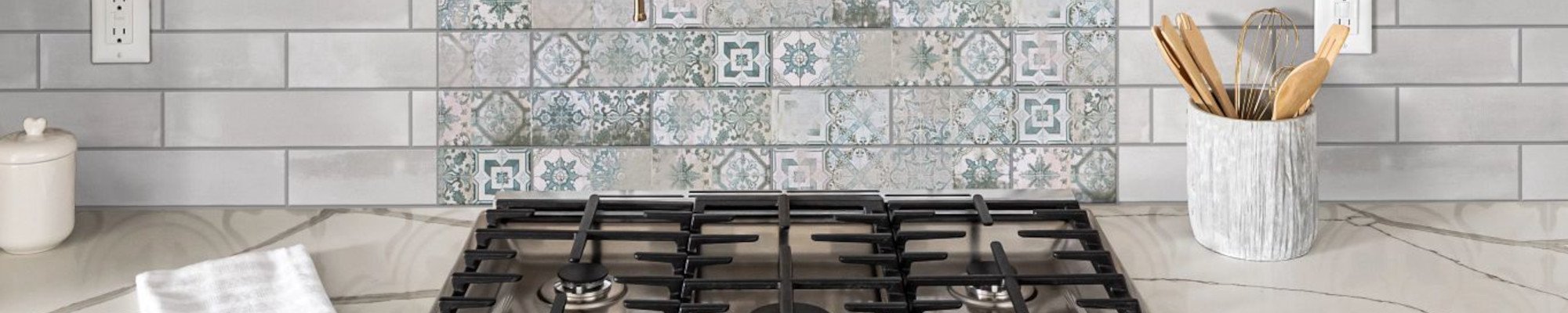 kitchen with tile backsplash